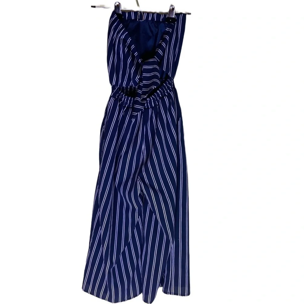 Lulu’s Salt Water and Sun X- Small Jumpsuit. Wide Leg Navy Blue/White Strapless. - Picture 3 of 6